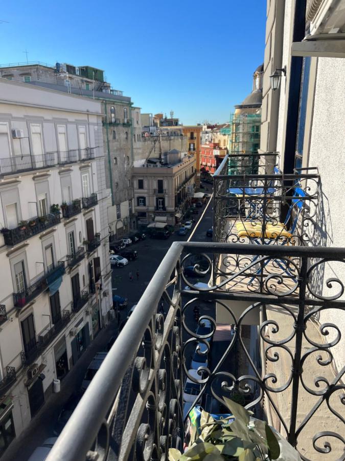 Suites Giudecca Неаполь Экстерьер фото